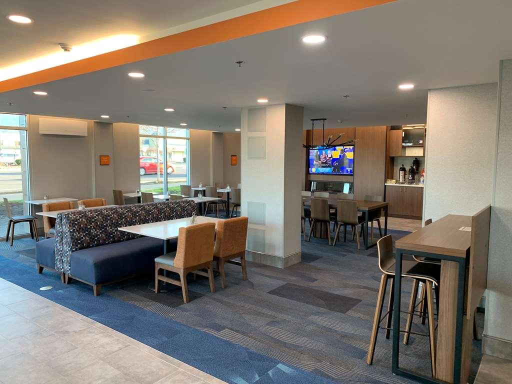 La Quinta Inn & Suites By Wyndham Springfield Konforlar fotoğraf