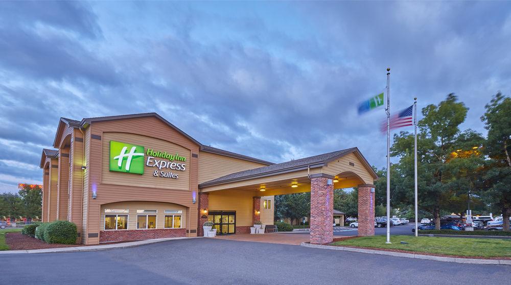 La Quinta Inn & Suites By Wyndham Springfield Dış mekan fotoğraf