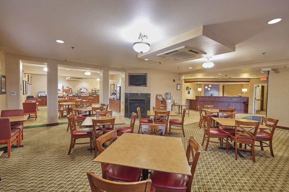 La Quinta Inn & Suites By Wyndham Springfield Dış mekan fotoğraf