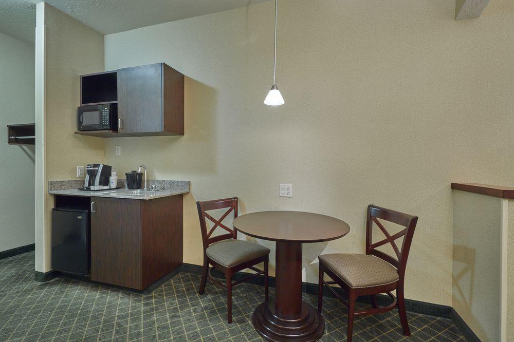 La Quinta Inn & Suites By Wyndham Springfield Dış mekan fotoğraf