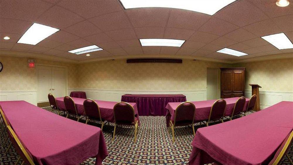 La Quinta Inn & Suites By Wyndham Springfield Dış mekan fotoğraf
