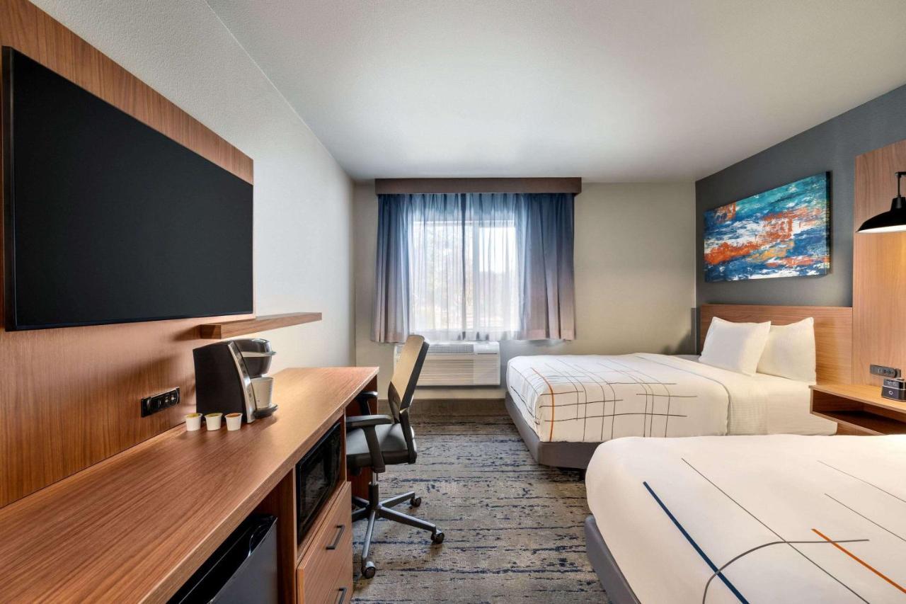 La Quinta Inn & Suites By Wyndham Springfield Dış mekan fotoğraf
