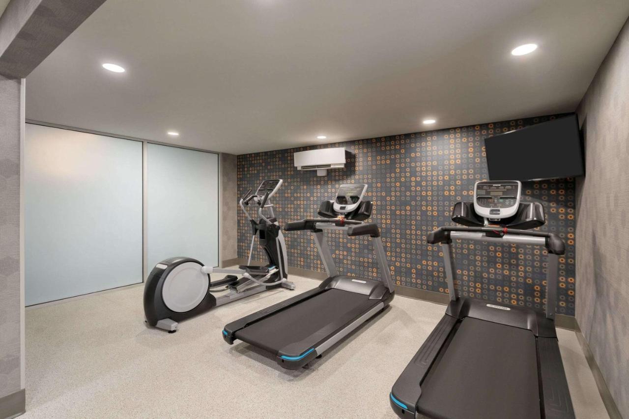 La Quinta Inn & Suites By Wyndham Springfield Dış mekan fotoğraf