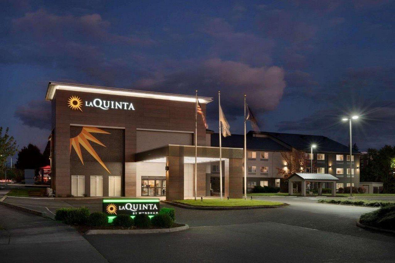 La Quinta Inn & Suites By Wyndham Springfield Dış mekan fotoğraf